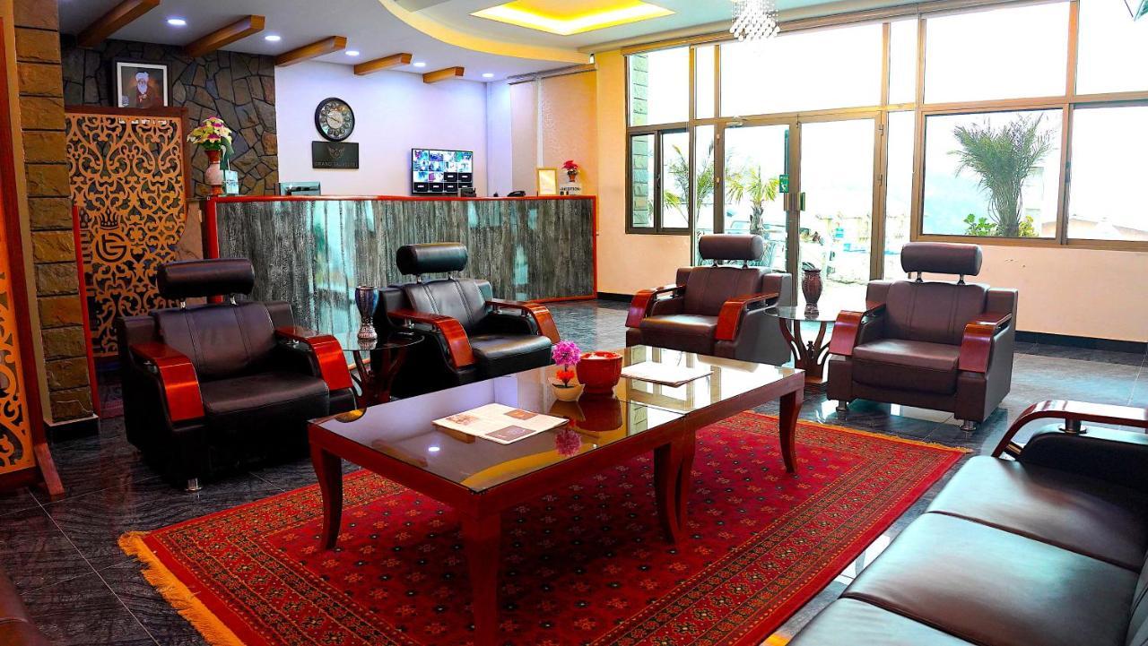 Grand Taj Hotell Murree Eksteriør bilde