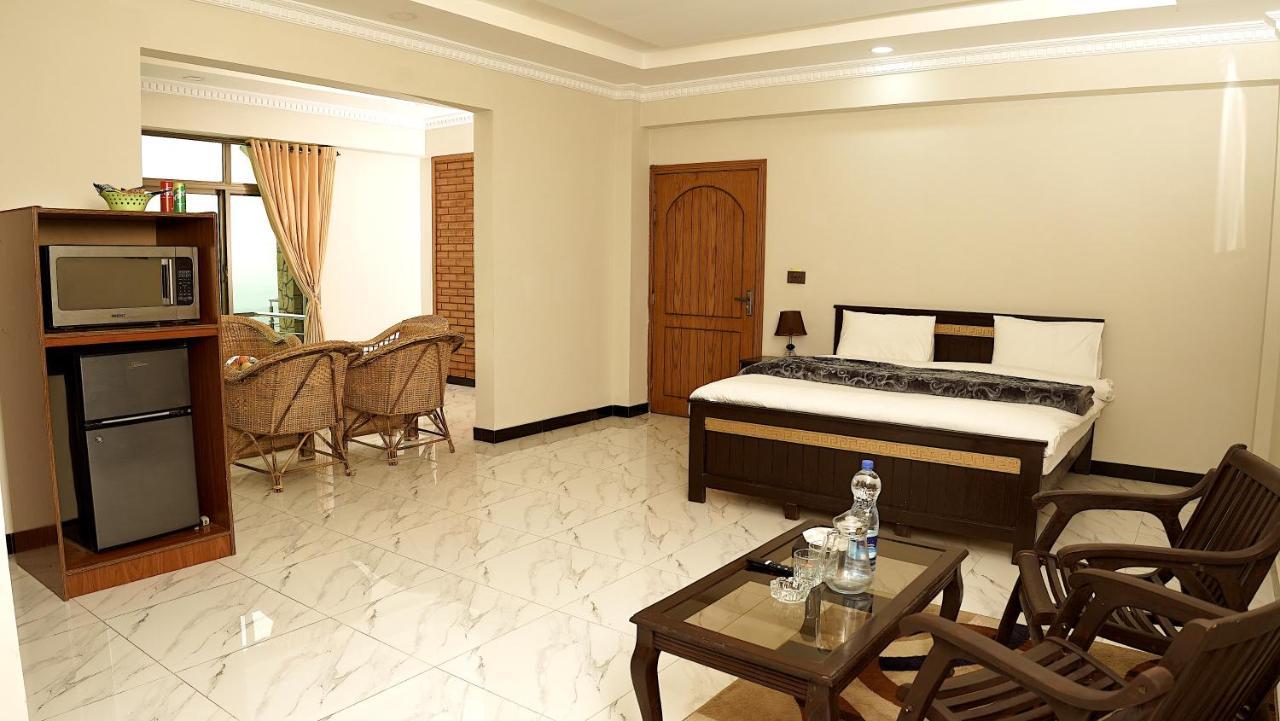 Grand Taj Hotell Murree Eksteriør bilde