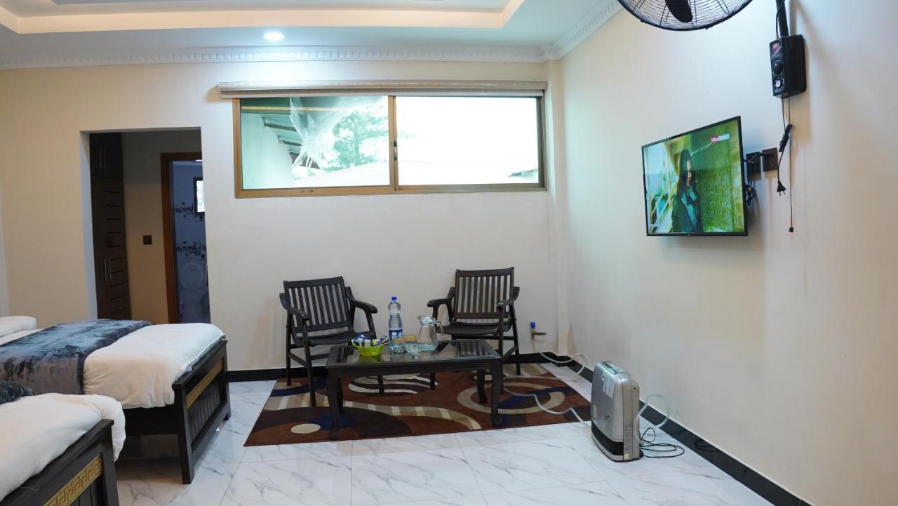 Grand Taj Hotell Murree Eksteriør bilde