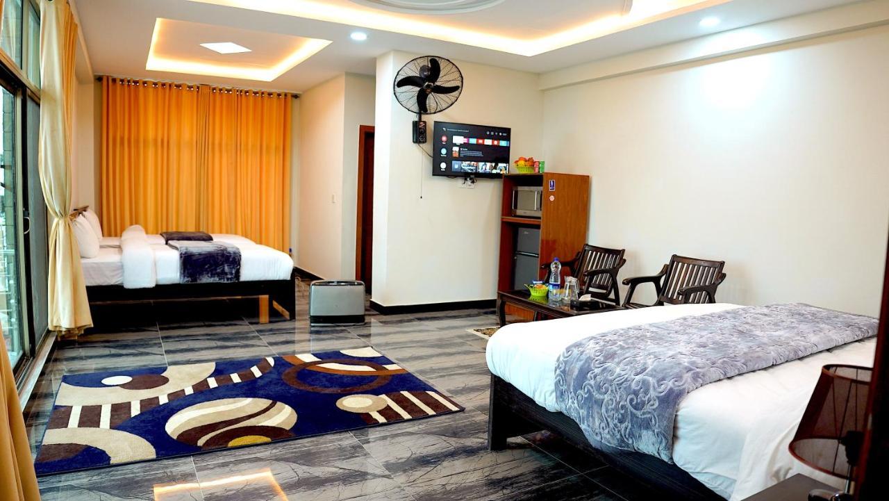 Grand Taj Hotell Murree Eksteriør bilde