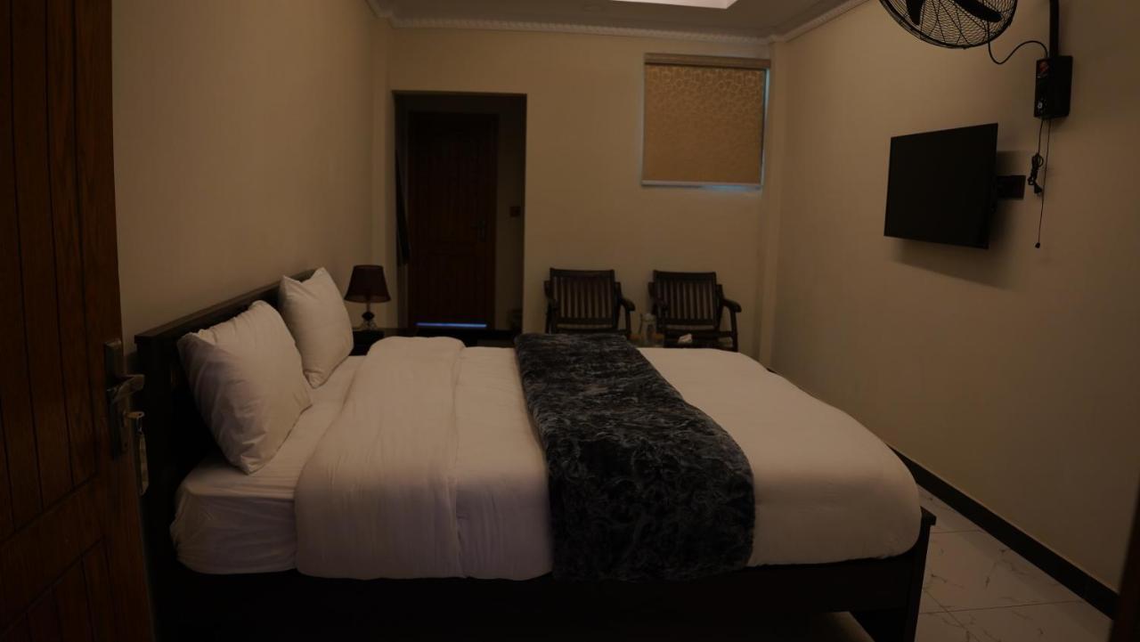 Grand Taj Hotell Murree Eksteriør bilde