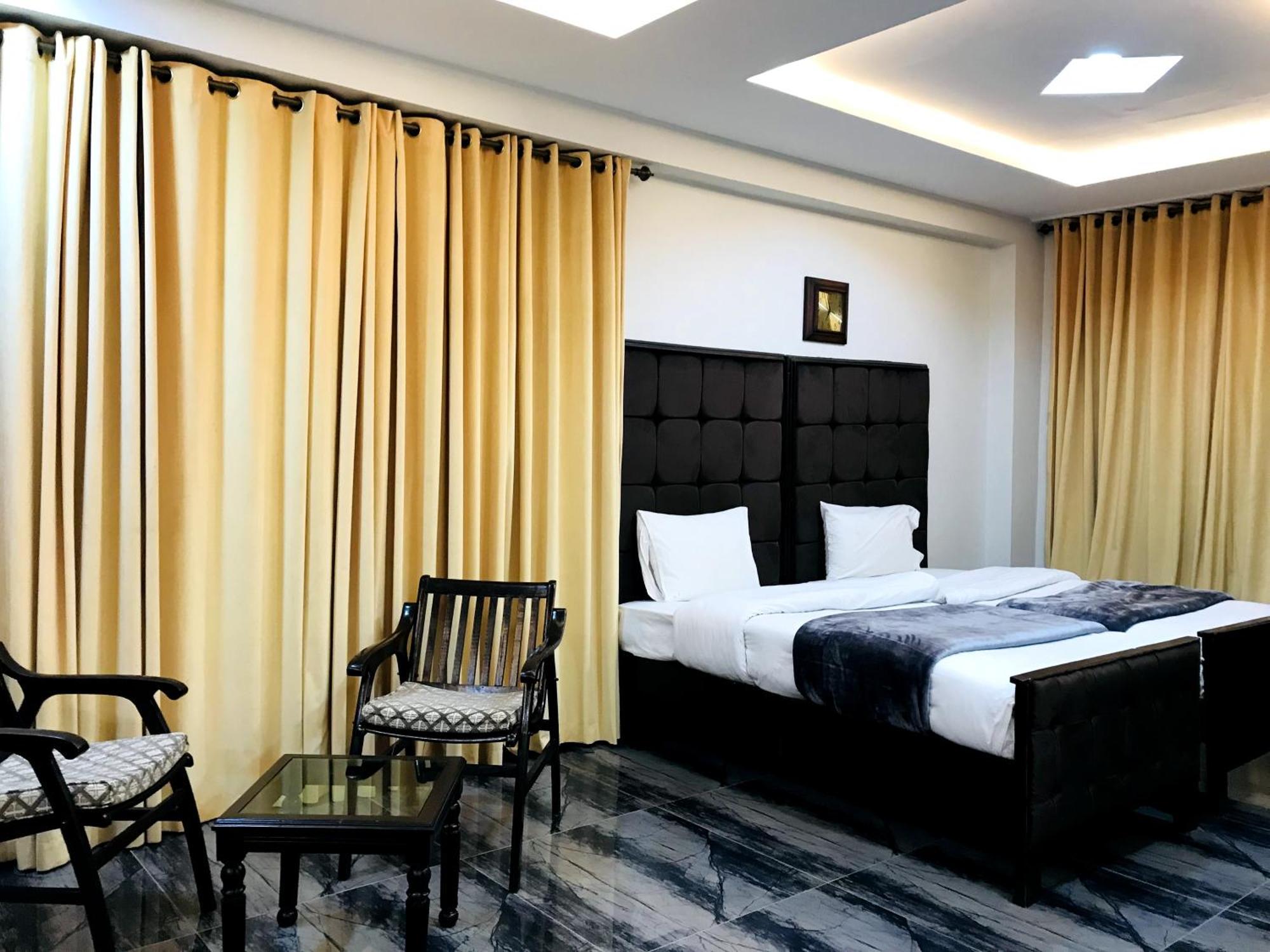 Grand Taj Hotell Murree Eksteriør bilde